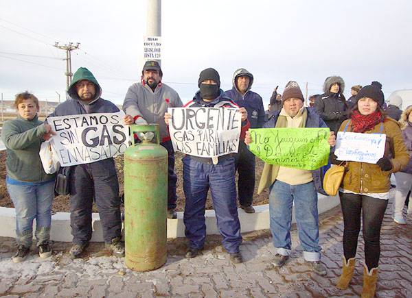 Reclamo por la garrafa social partió al medio a Río Grande