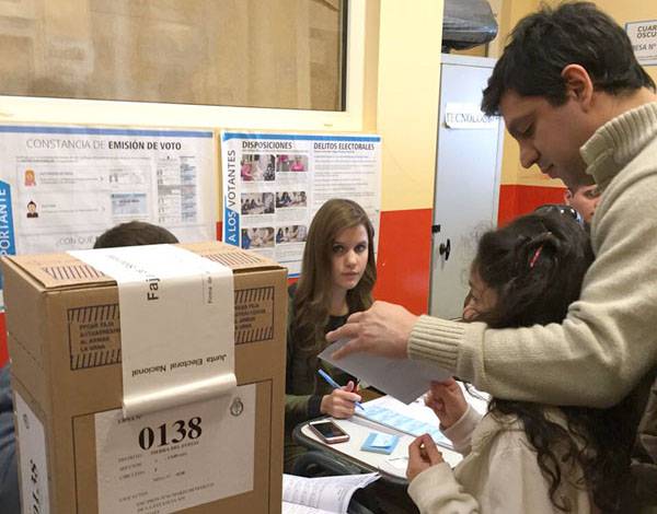 El Frente para la Victoria se impuso en todos los estamentos