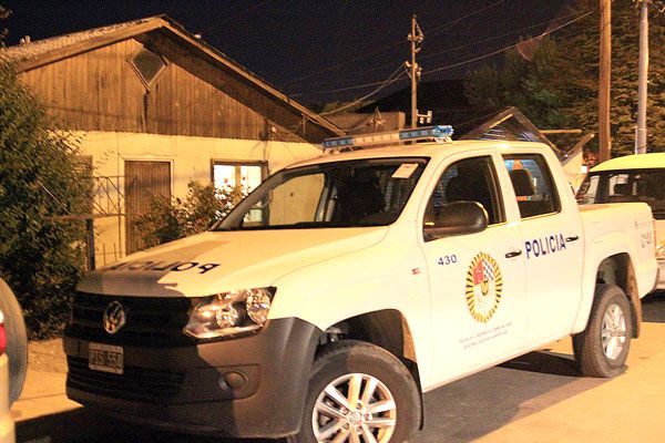 Asaltan a punta de pistola y golpean a los ocupantes de una vivienda