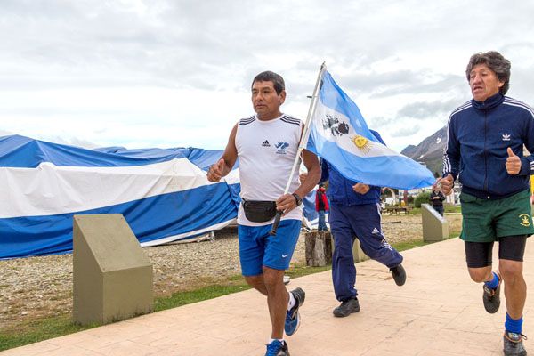 Partieron desde Ushuaia los ex combatientes que quieren llegar a pie hasta La Quiaca