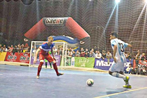 Doblete para el debut