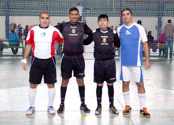 No sueltan el pie del acelerador