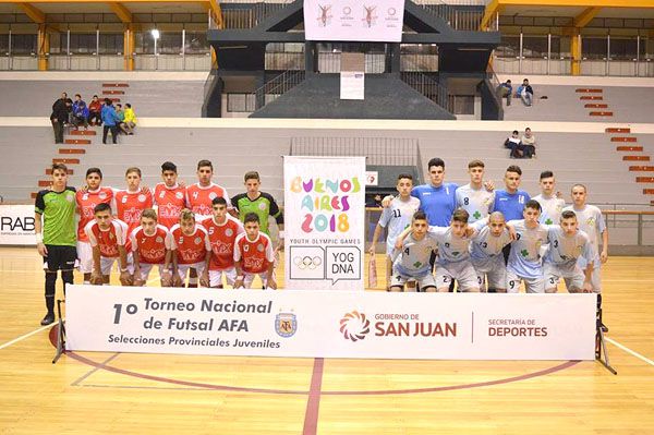 La pelota sigue rodando