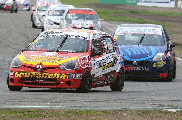 Fueguinos en el Gálvez