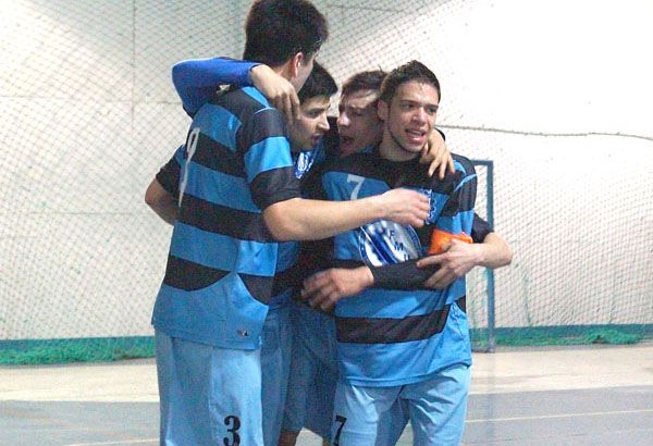 No se puede titubear