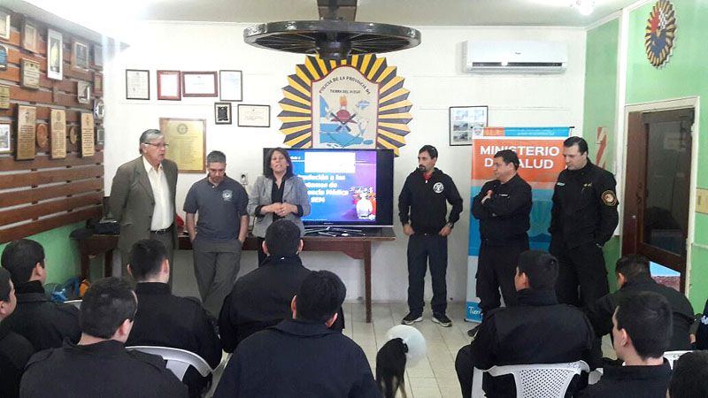 Realizan jornada de capacitación en Salud en Río Grande