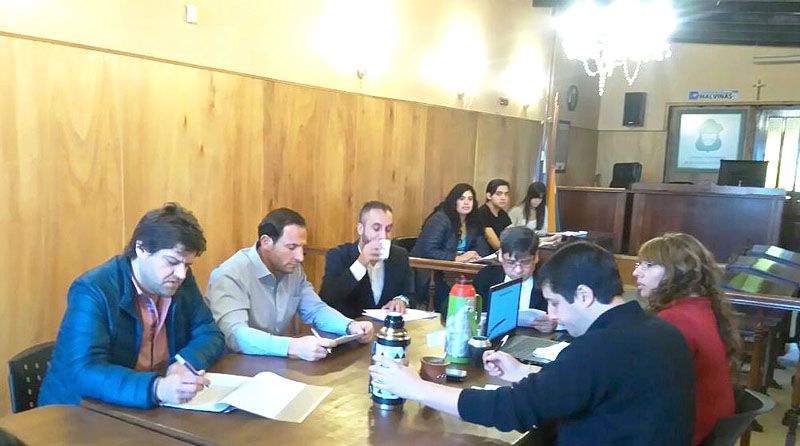 El Municipio propone una denominación alternativa para la avenida costanera