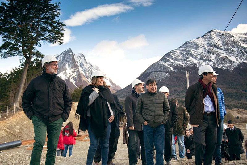 Bertone anunció el fin de la contaminación de la Bahía Encerrada  