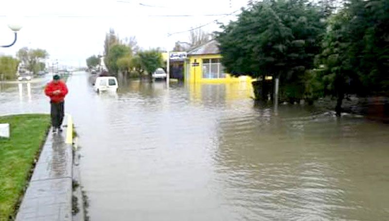 Ramón Lista registra grandes crecidas de ríos de Santa Cruz
