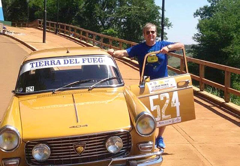 Lavado, domicilio y una Ferrari: la trama que vincula al ex vicegobernador Gallo con el empresario Tomeo