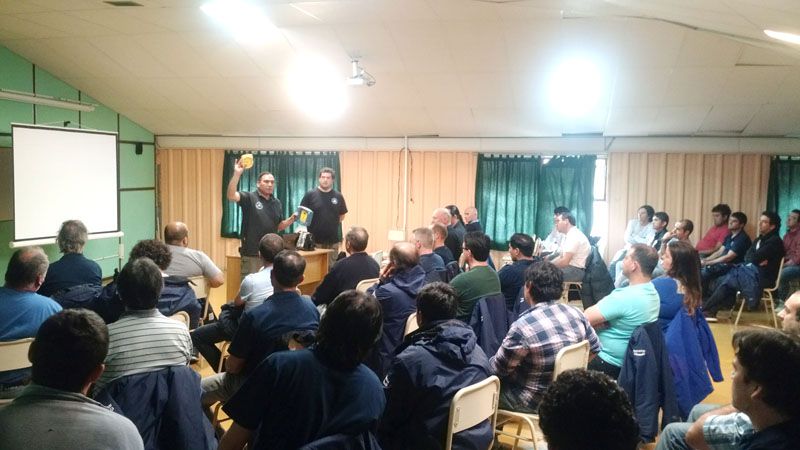 Estremar capacitó a tripulantes del buque pesquero “Centurión del Atlántico” en RCP y DEA