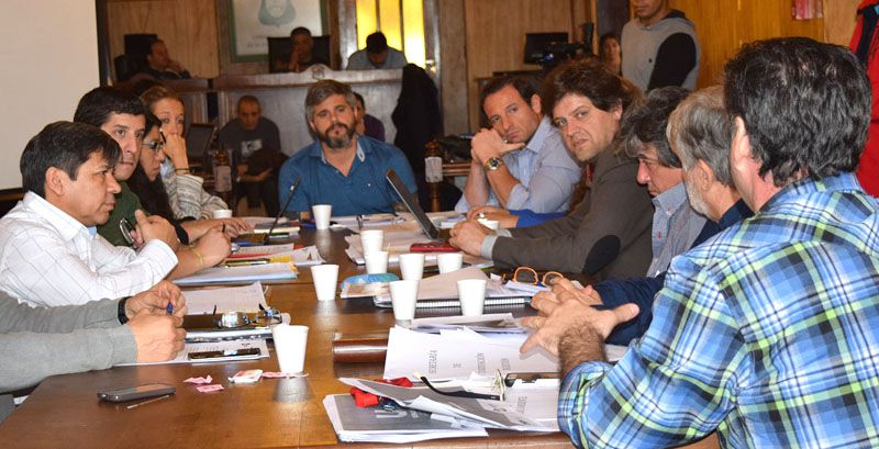 Gobierno, Coordinación de Gestión y Medio Ambiente expusieron su proyección de recursos