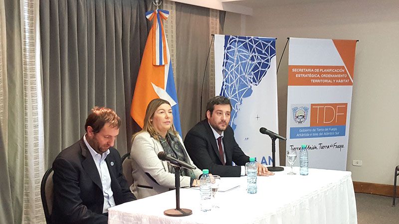 Las Provincias y Nación, debaten en Ushuaia la planificación y el ordenamiento territorial