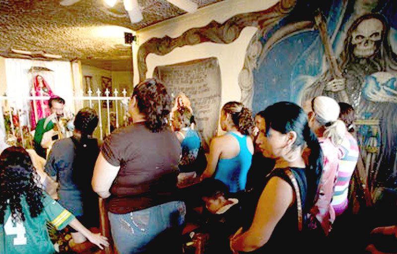 Debido a varios suicidios, investigan la influencia de sectas