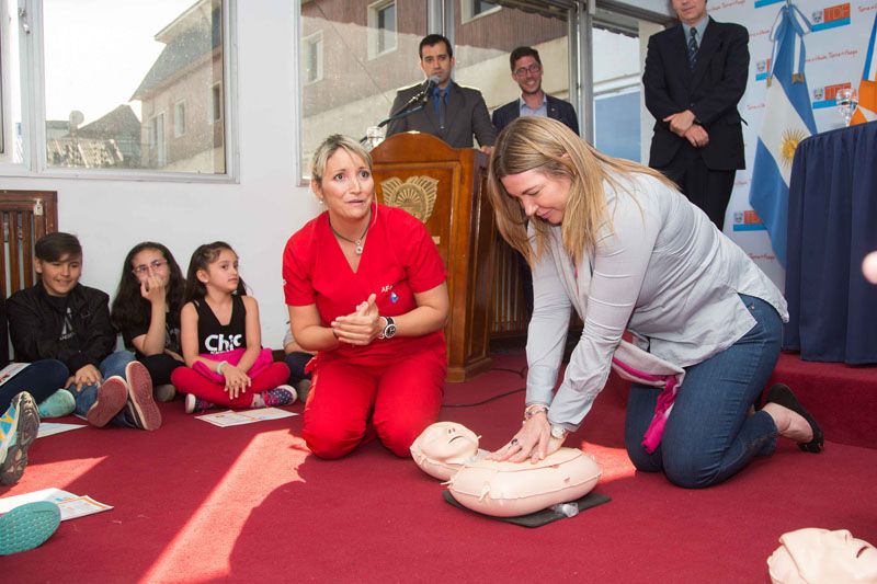 Presentaron la ley de promoción y capacitación en técnicas de reanimación