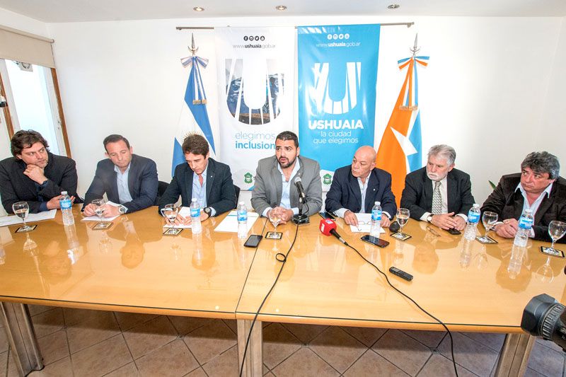 Vuoto anunció la realización de obras viales 