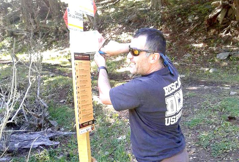 Defensa Civil Municipal coloca cartelería indicativa