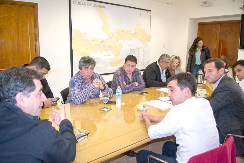 Funcionarios municipales se reunieron con el concejal Bertotto