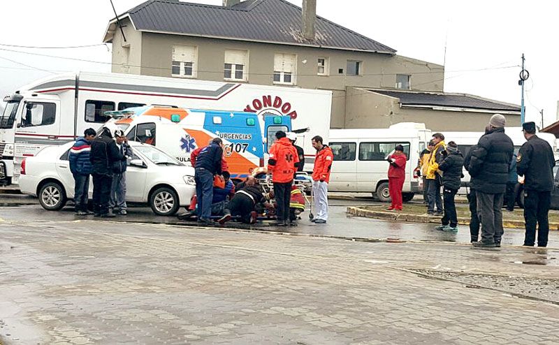 Turista alemán resulta lesionado al ser embestido por un automóvil 