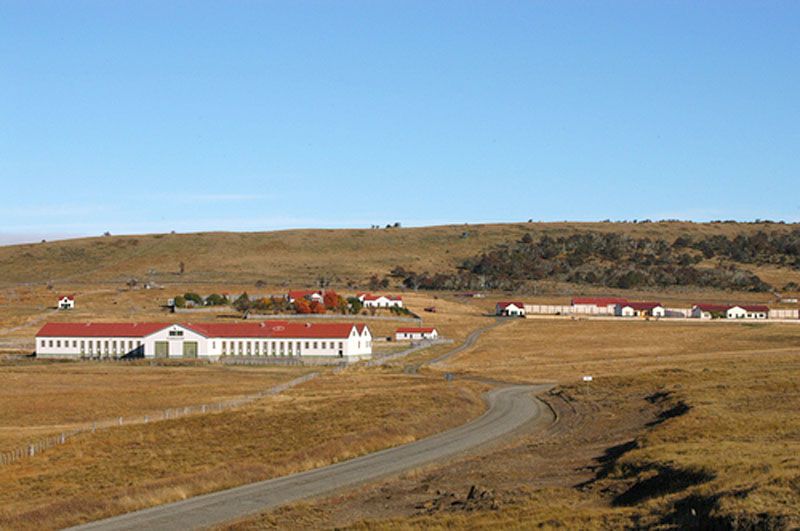 Se inaugura el galpón de esquila de la estancia Despedida