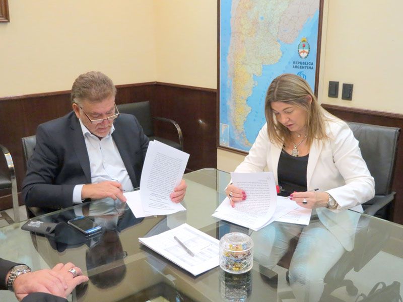 Bertone: “Una inversión muy importante para continuar dando respuestas al déficit habitacional”