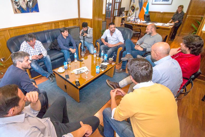 Vuoto y concejales ratificaron la defensa de la autonomía municipal