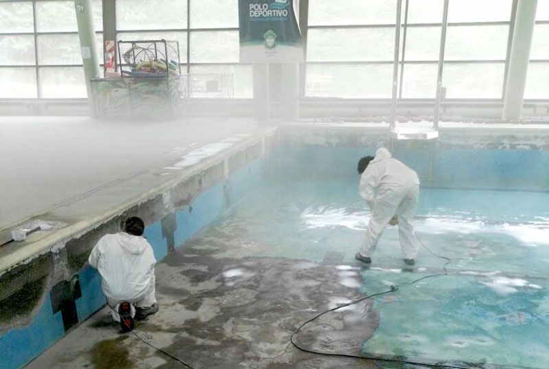 Se realizan obras de mantenimiento en los natatorios municipales 