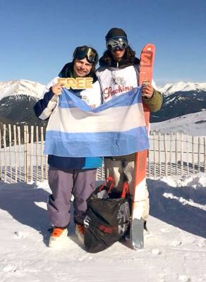 Hermanos se destacan en el esquí europeo
