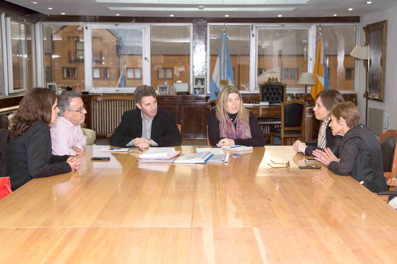 Bahntje a la Caja, Gallardo a la Obra Social