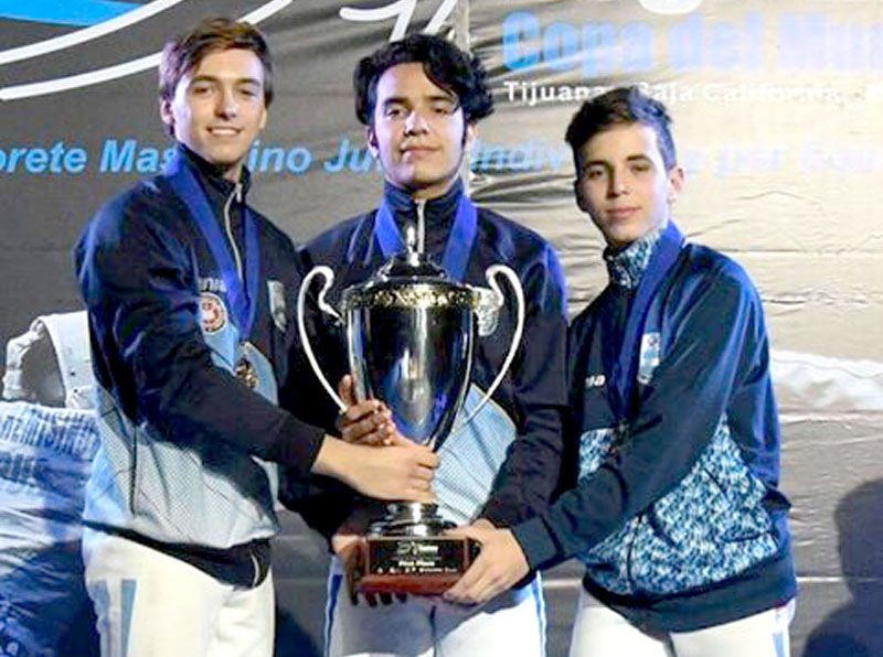 Varas brilló con el oro mejicano