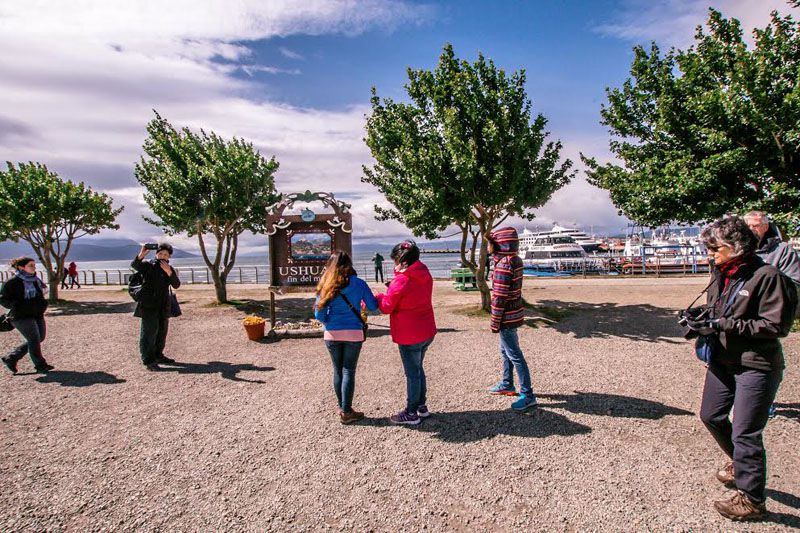 La Municipalidad “nunca sacó ni piensa sacar” el cartel de Ushuaia  