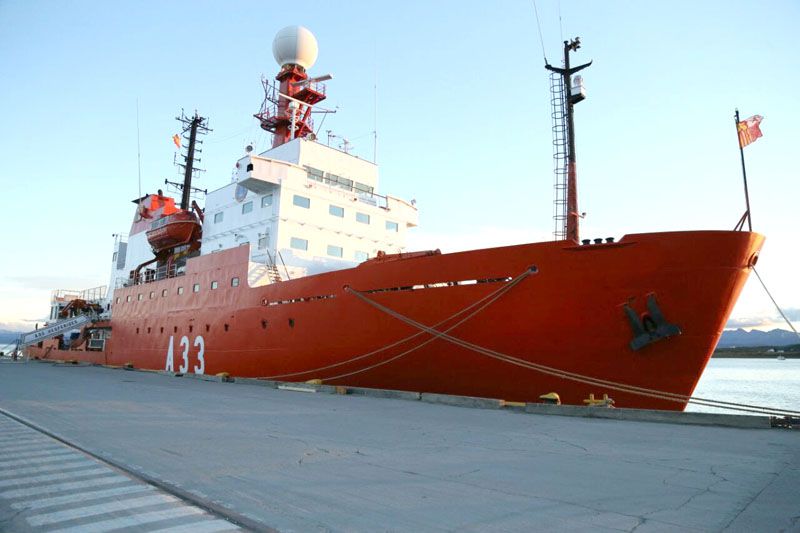Arribó el Buque de Investigación Oceanográfica Hespérides