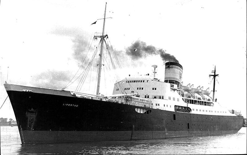 Un crucero turístico queda varado cerca del canal de Beagle