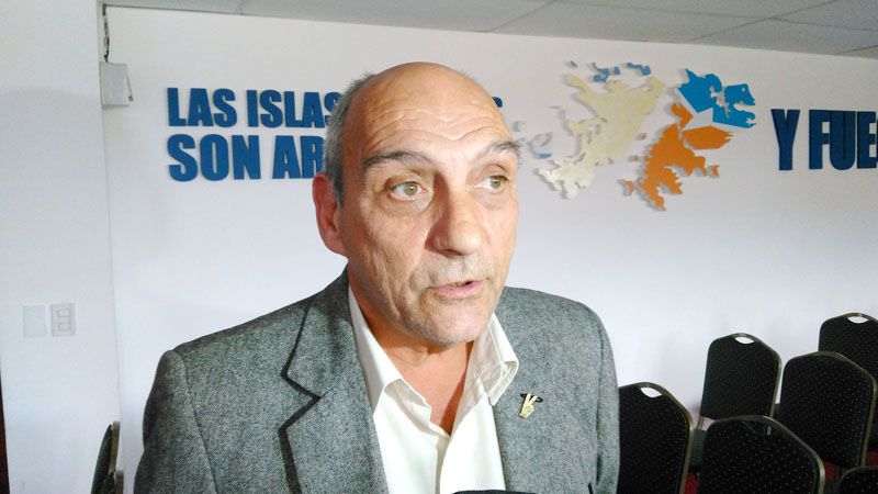 Bertone envió a la Legislatura el proyecto de enmienda constitucional