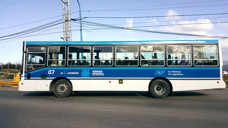 La Sociedad del Estado incorporó las primeras unidades al servicio de colectivos