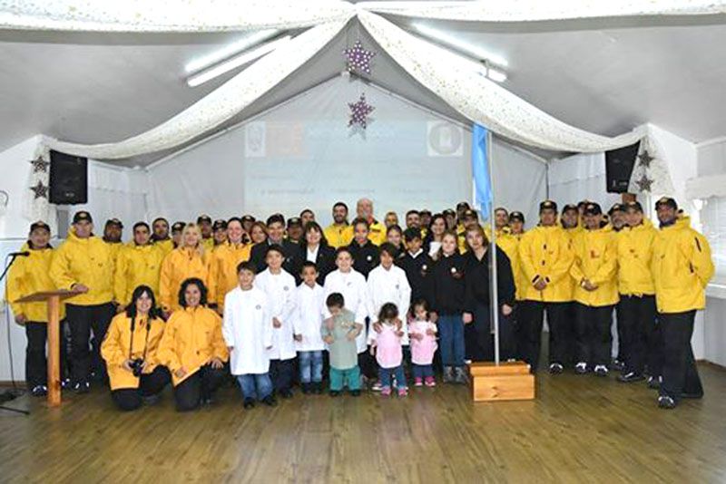 “Acá se siente la patria”: las clases también comenzaron en la escuela 38 de la Base Esperanza