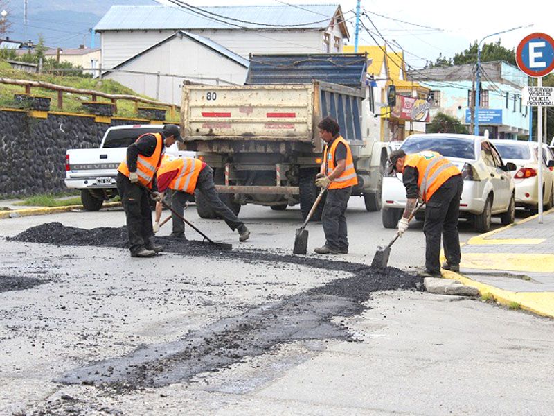 Comienza la obra de reparación y ampliación de avenida Perito Moreno