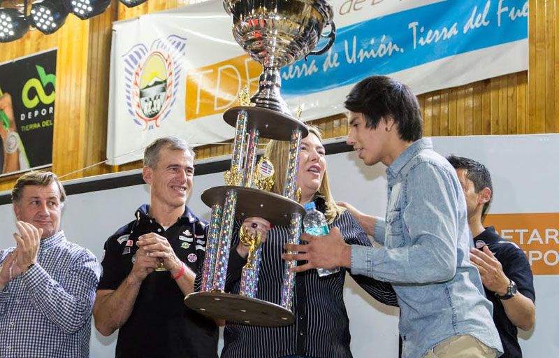 Bertone: “Esta carrera es orgullo de todos los fueguinos”
