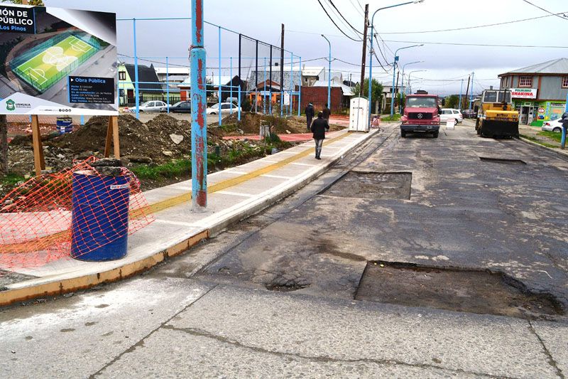 Avanzan los trabajos de recuperación vial en distintos puntos de la ciudad