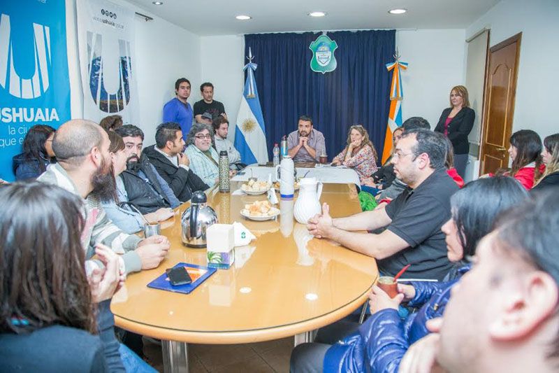 Vuoto se reunió con asignatarios de lotes