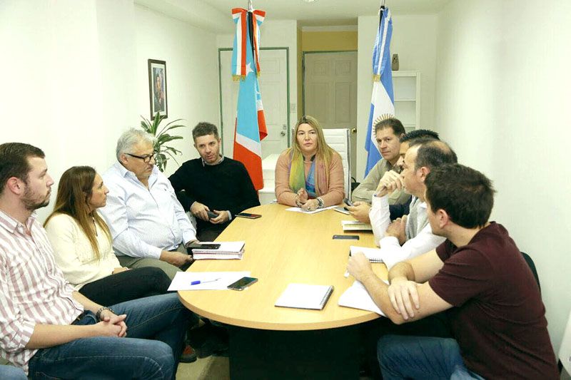 Bertone le reclamó a sus funcionarios más rapidez para atender las demandas sociales