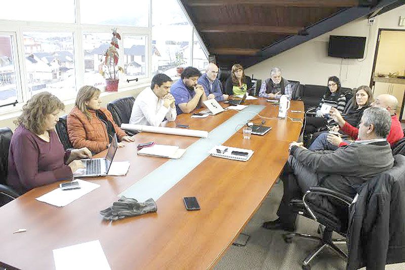 Funcionarios municipales evaluaron trabajos de remoción de nieve 