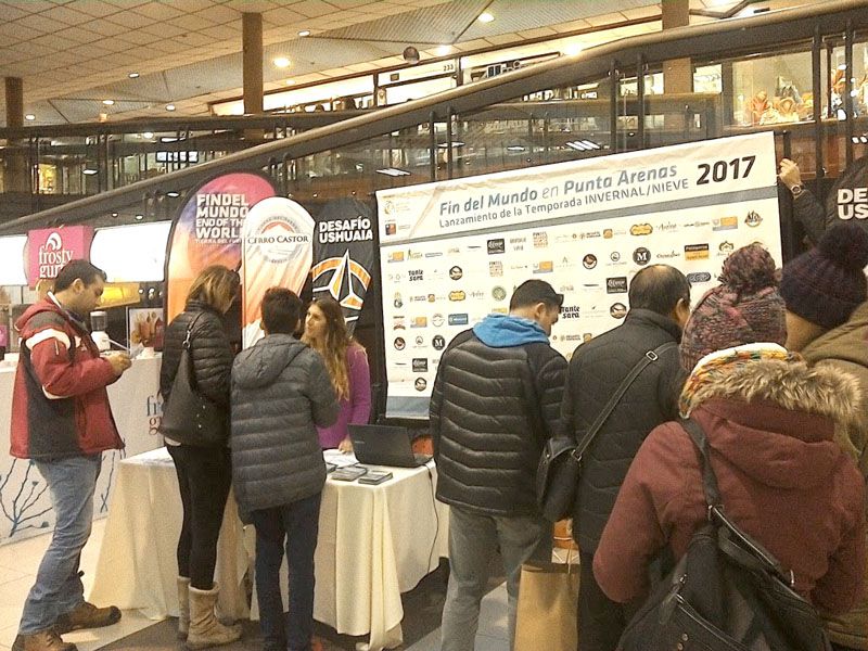 Tierra del Fuego se promocionó en Punta Arenas