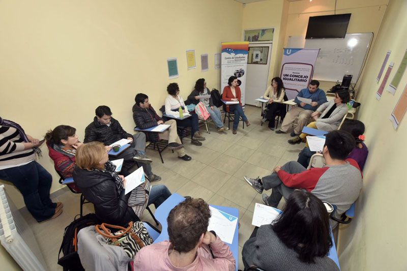 La Secretaría de la Mujer expuso la campaña  #MujeresAlConcejo en la UNTDF