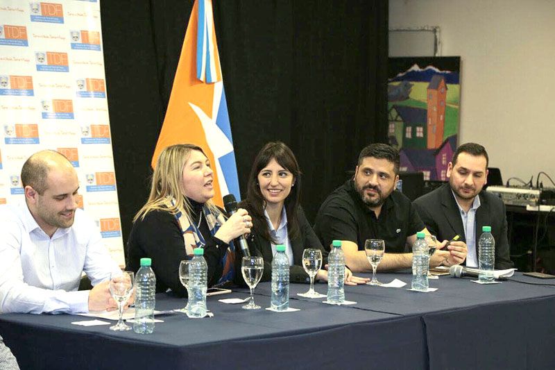 Bertone: “Este Microestadio es un sueño de todos los fueguinos”