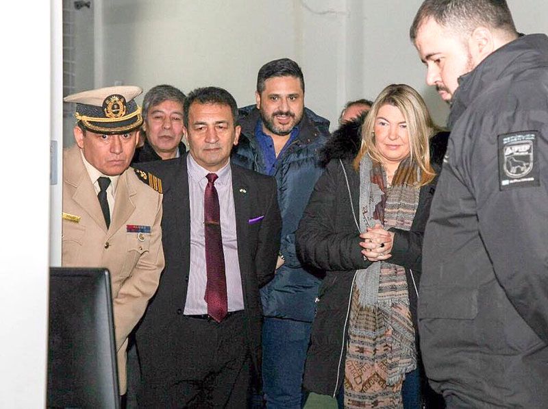 Bertone anticipó que mejorarán los controles en el Puerto de Ushuaia