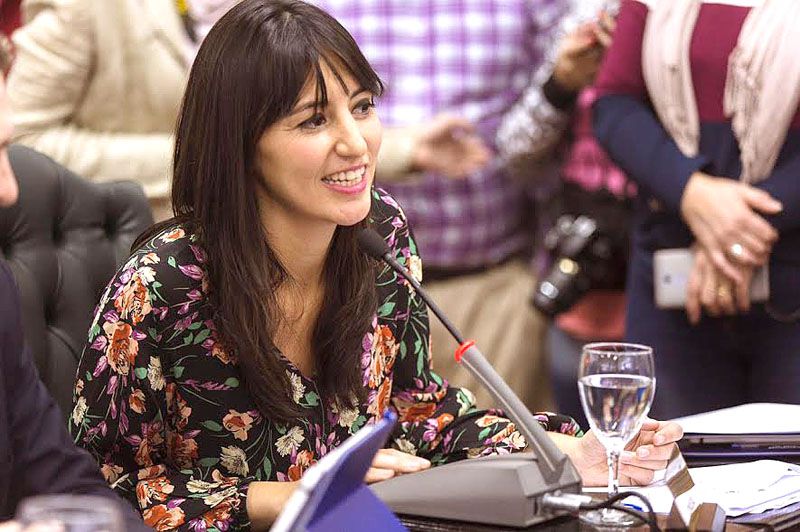 Laura Colazo: “Debemos generar oportunidades de desarrollo económico para Río Grande”