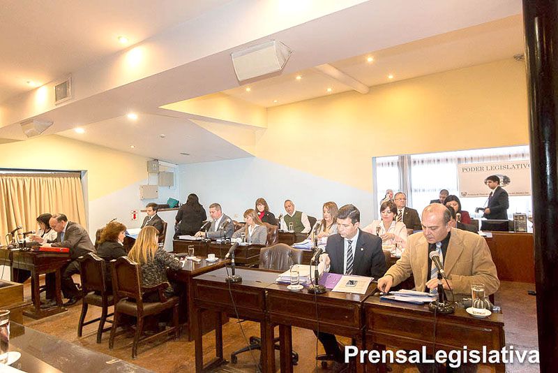 Modificaron una ley para fiscalizar regalías y tributos que deben pagar las petroleras