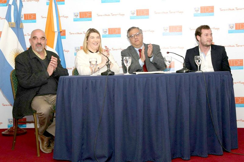 Pescadores artesanales tendrán su puerto en Almanza y en Ushuaia