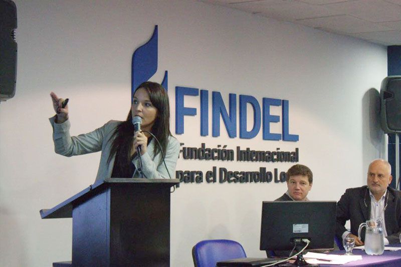 “Se quiere ejercer una política centralista usando los recursos como excusa”